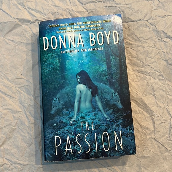 ⭐️5 for $15⭐️The Passion by Donna Boyd | Book - Picture 1 of 2